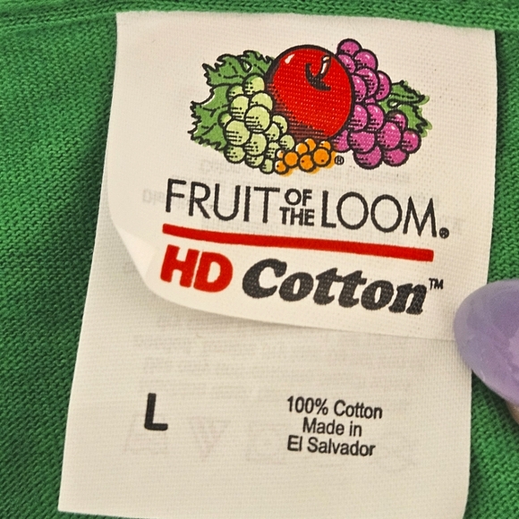 Christmas Time Santa's Helper Elf Workshop Tee in Green and Red Size Large NWT - Picture 4 of 8